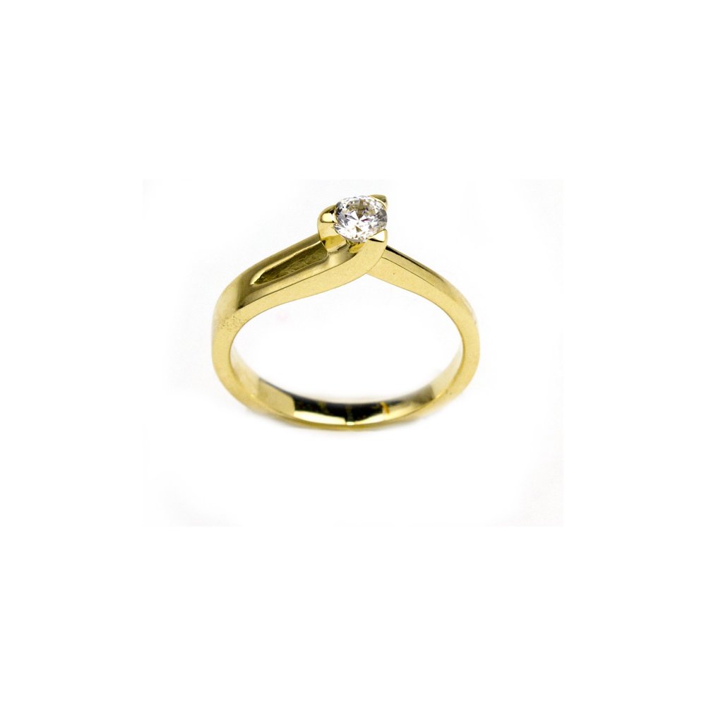 Solitaire ring with CZ