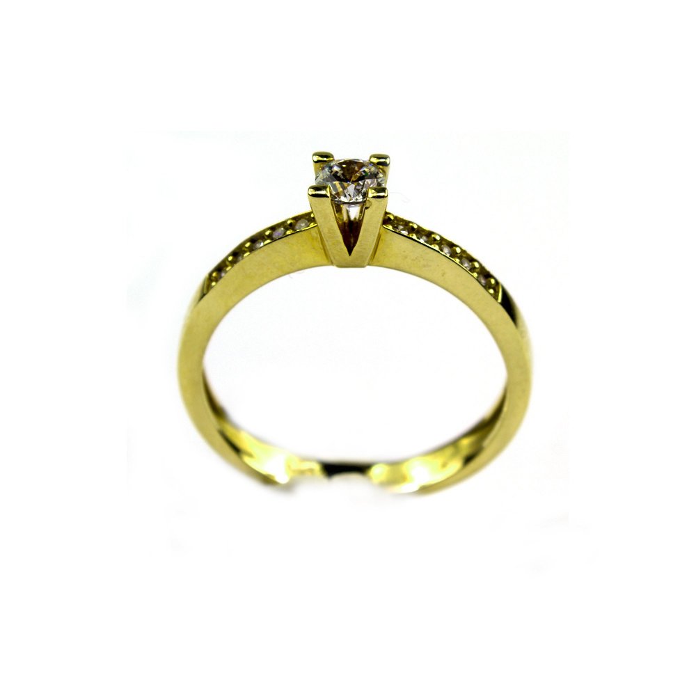 Solitaire ring with CZ